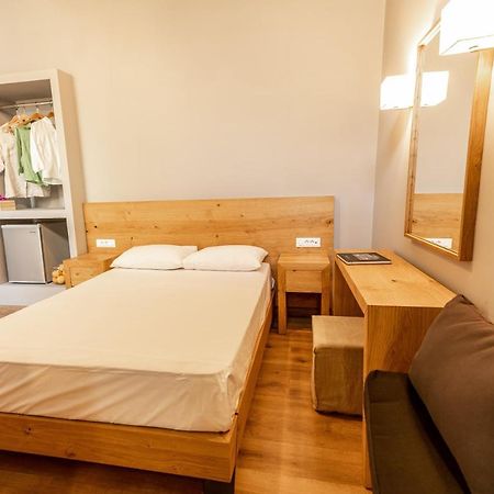 Esperance 2 호텔 에르무폴리 외부 사진
